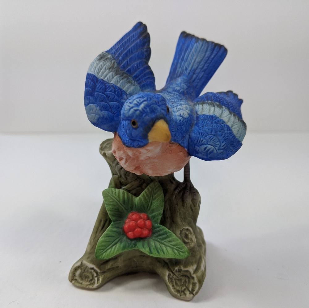 Vintage Lefton China Bird Figurine Nest Egg Collection